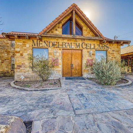The Pecan @ Mendelbaum Winery Guest Cabins Villa Fredericksburg Exterior foto