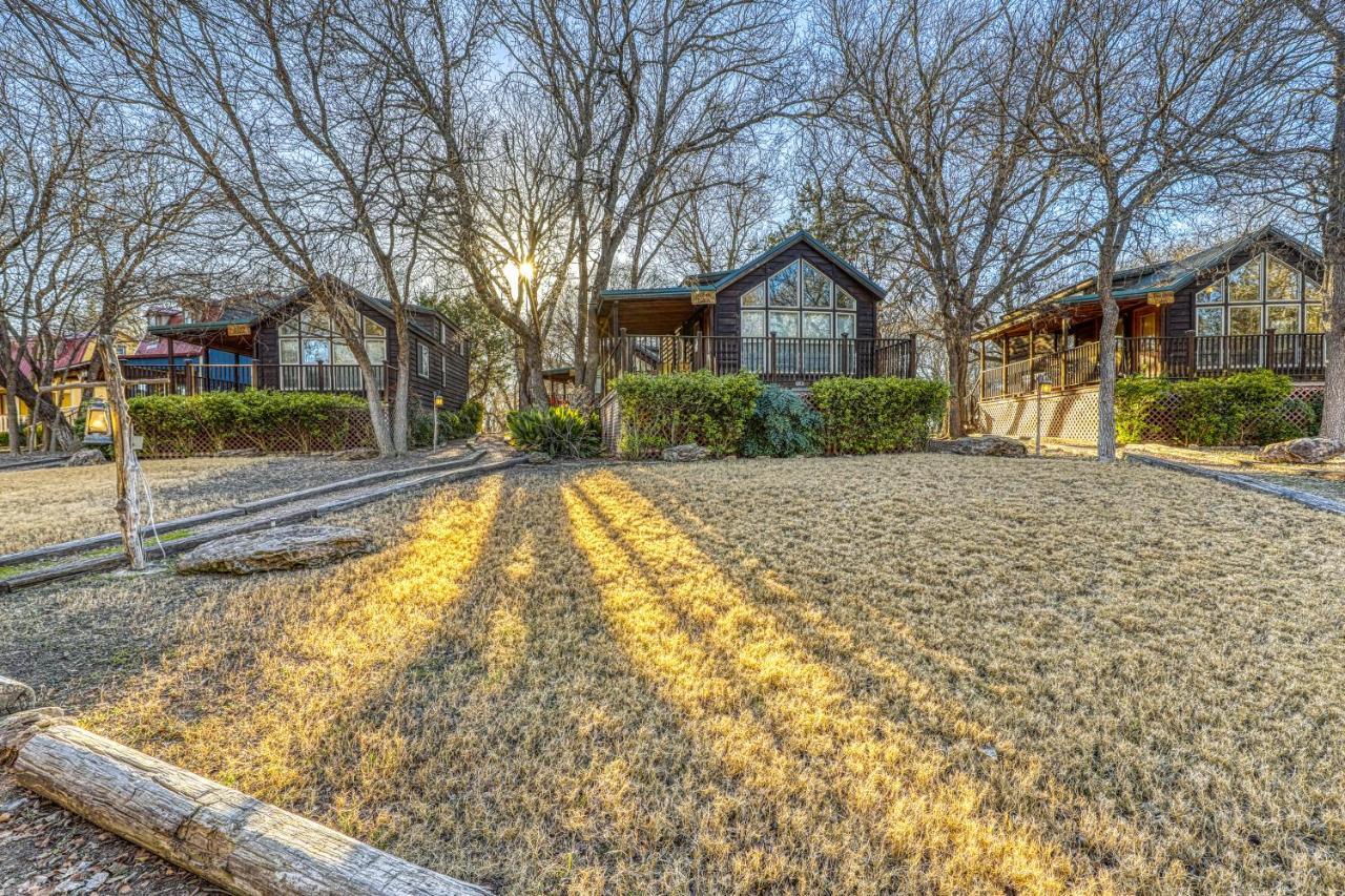 The Pecan @ Mendelbaum Winery Guest Cabins Villa Fredericksburg Exterior foto