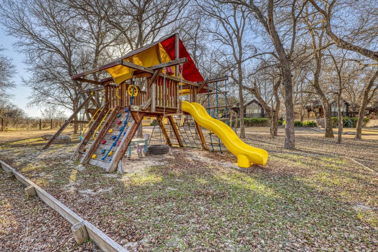 The Pecan @ Mendelbaum Winery Guest Cabins Villa Fredericksburg Exterior foto