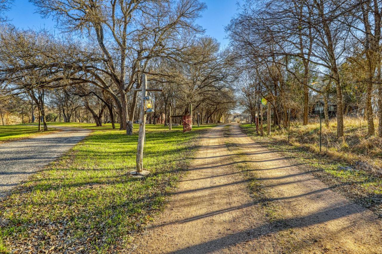 The Pecan @ Mendelbaum Winery Guest Cabins Villa Fredericksburg Exterior foto