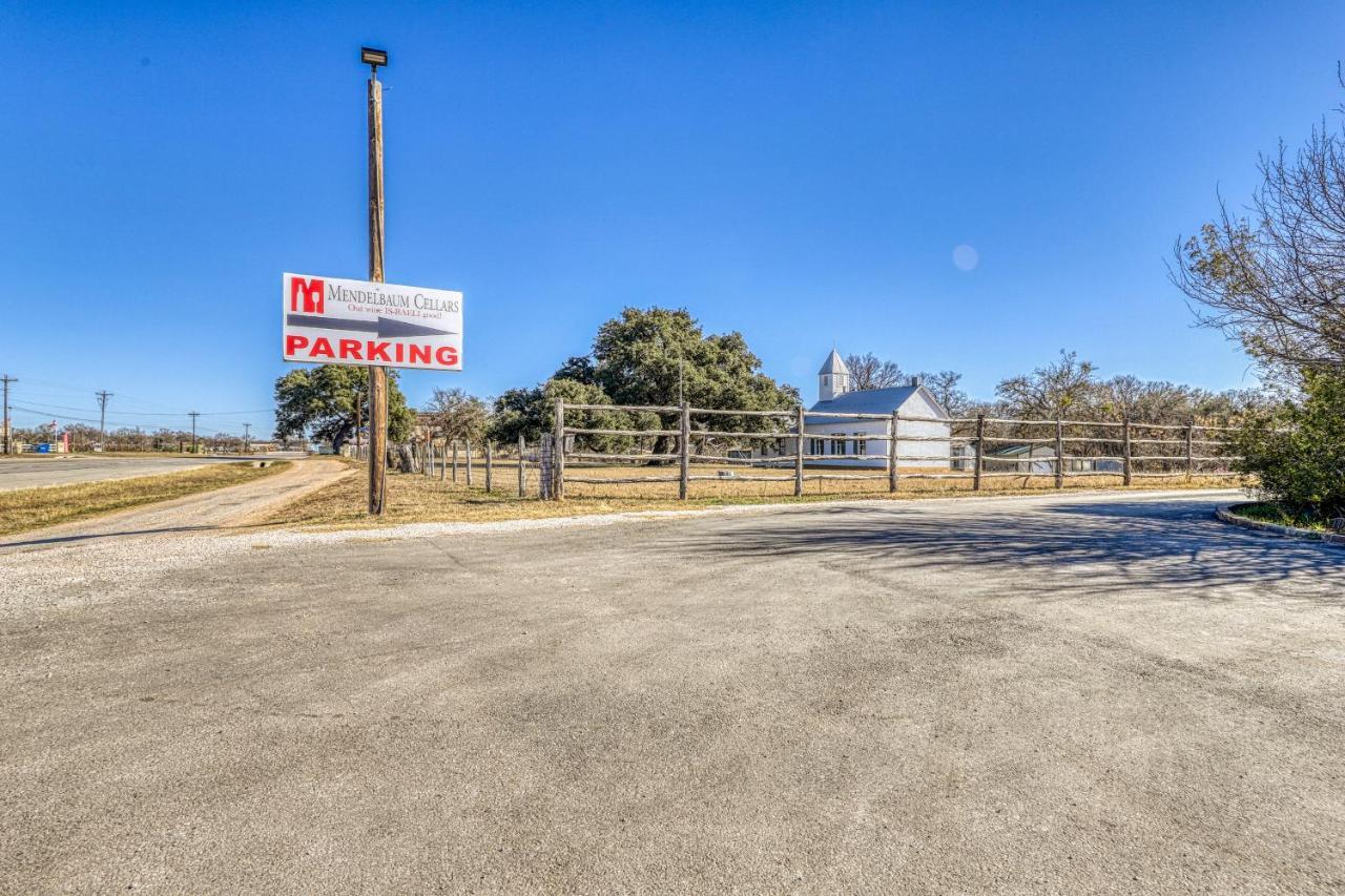 The Pecan @ Mendelbaum Winery Guest Cabins Villa Fredericksburg Exterior foto