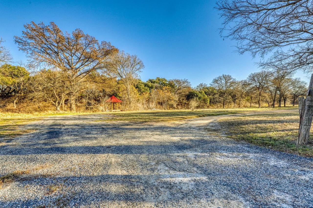 The Pecan @ Mendelbaum Winery Guest Cabins Villa Fredericksburg Exterior foto