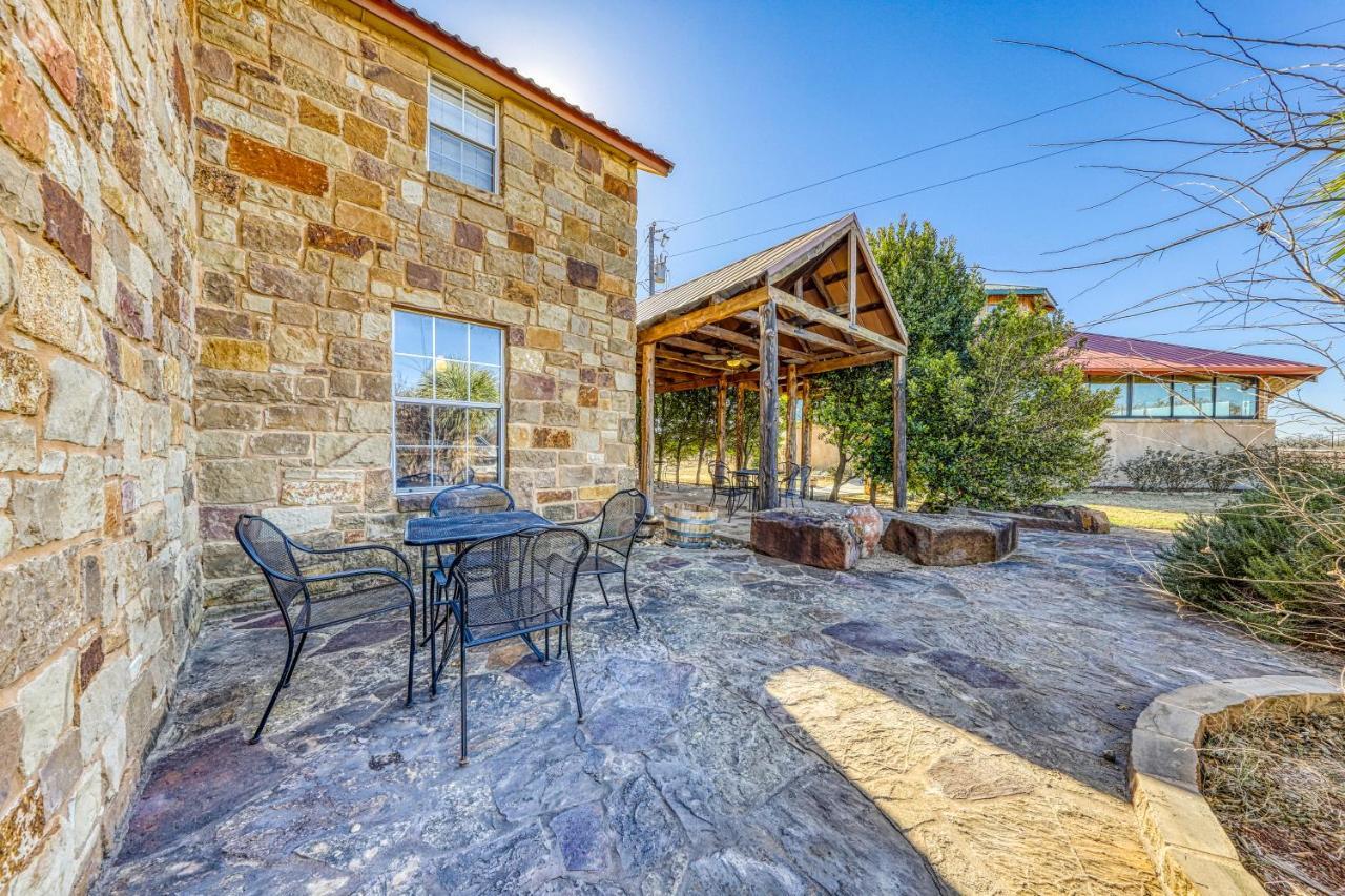 The Pecan @ Mendelbaum Winery Guest Cabins Villa Fredericksburg Exterior foto